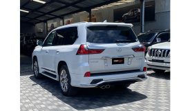 Lexus LX570 2017