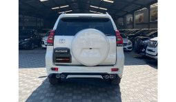 
Toyota Land Cruiser Prado 2017 full									