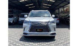 Lexus LX570 2017