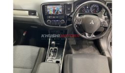 
Mitsubishi Outlander 2017 full									