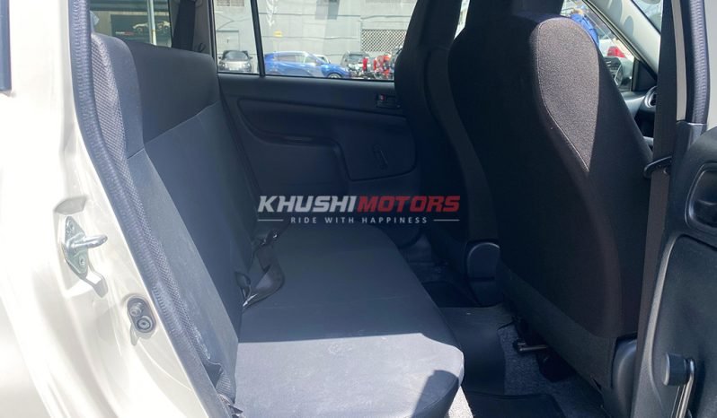 
								Toyota Probox 2017 full									