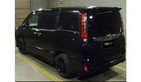 Toyota Noah 2017