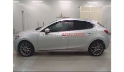 
Mazda Axela Sport 2018 full									