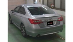 
Subaru Legacy B4 2017 full									