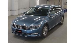 
Volkswagen Passat Variant 2017 full									