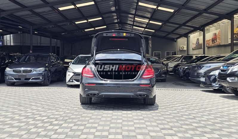 Mercedes Benz E43 2017 full