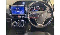 
Toyota Noah 2017 full									