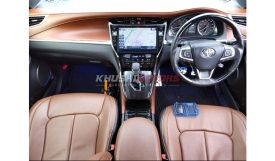 Toyota Harrier 2017