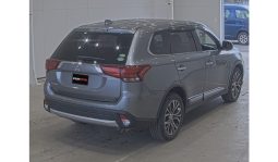 
Mitsubishi Outlander 2017 full									