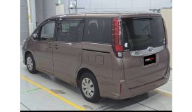 Toyota Noah 2017