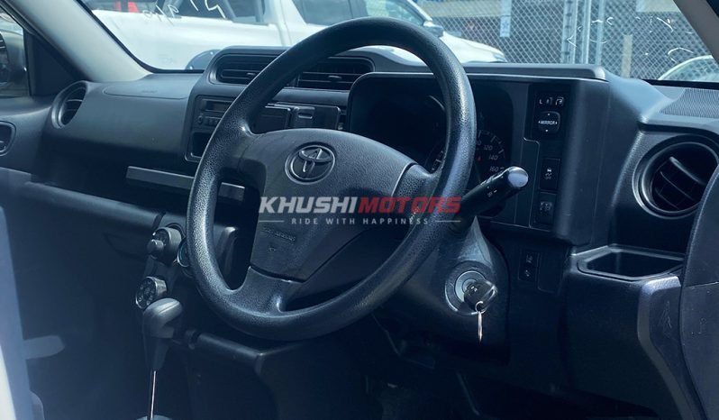 
								Toyota Probox 2017 full									