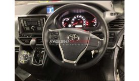 Toyota Noah 2017