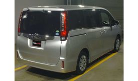 Toyota Noah 2017