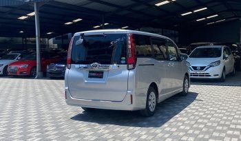 Toyota Noah 2017
