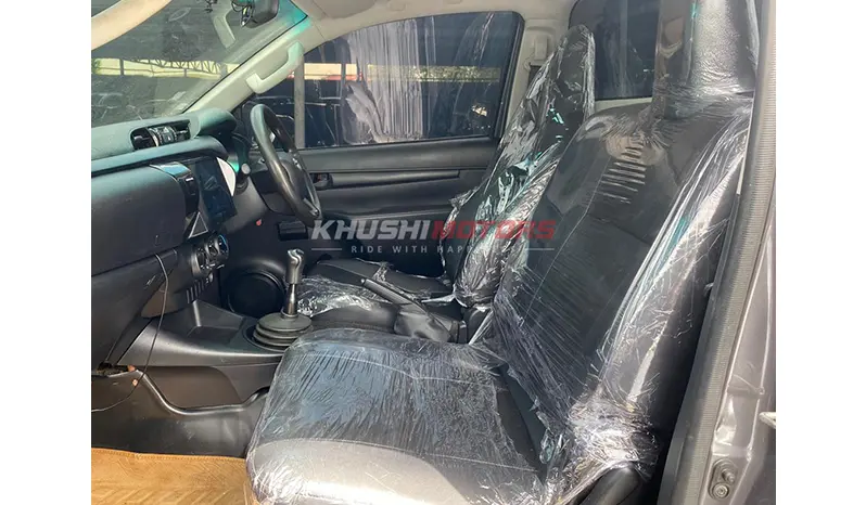 
Toyota Hilux Single Cabin 2017 full									