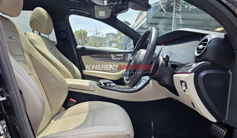 Mercedes Benz E43 2017 full