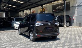 Toyota Sienta 2017