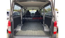 
Nissan Caravan 2017 full									