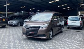 Toyota Noah 2017