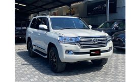 Toyota Land Cruiser Sahara 2017