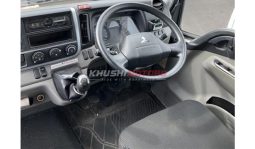 
Mitsubishi Canter 2017 full									