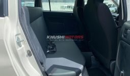 
										Toyota Probox 2017 full									