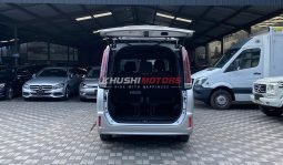 
										Toyota Noah 2017 full									