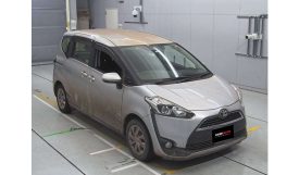 Toyota Sienta 2017