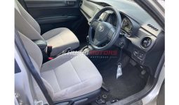 
Toyota Corolla Axio 2017 full									