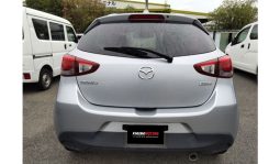 
Mazda Demio 2017 full									