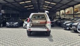 
Toyota Land Cruiser Prado 2017 full									