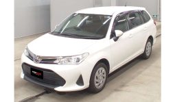 
Toyota Corolla Fielder 2017 full									