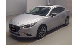 Mazda Axela 2018