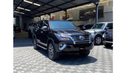 
Toyota Fortuner 2016 full									