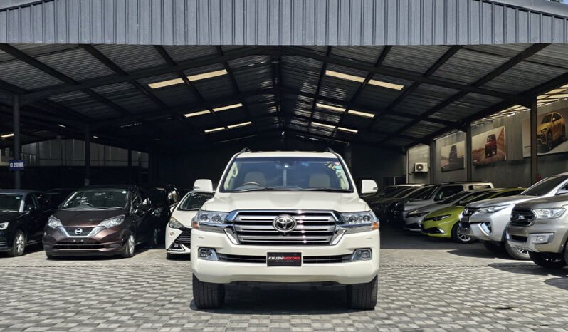 
								Toyota Land Cruiser ZX V8 2017 full									