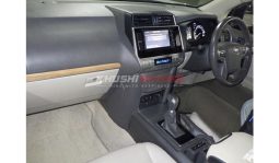 
Toyota Land Cruiser Prado 2017 full									