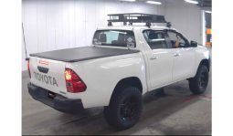 
Toyota Hilux 2018 full									