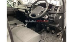 
Toyota Hiace 2017 full									