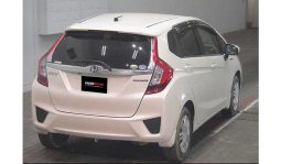 
Honda Fit 2017 full									