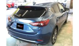 
										Mazda Axela Sport 2017 full									