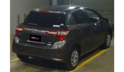 
Toyota Vitz 2017 full									