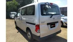 
Nissan NV200 2017 full									