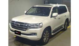 
Toyota Land Cruiser 2017 full									