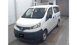 
Nissan NV200 2017 full									