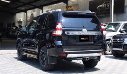 
Toyota Land Cruiser Prado 2017 full									