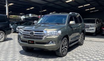 Toyota Land Cruiser Sahara 2017