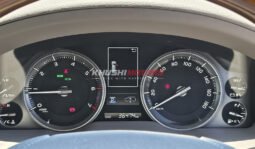 
										Toyota Land Cruiser ZX V8 2018 full									