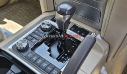 
										Toyota Land Cruiser ZX V8 2018 full									