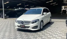 Mercedes Benz B180