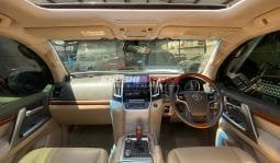 
										Toyota Land Cruiser V8 2015 full									